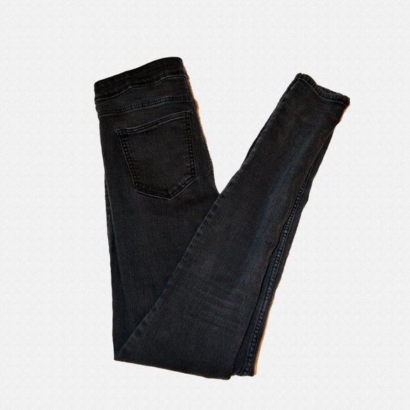 3/$15 🌺H&M Black High Waisted Skinny Jeans - Picture 9 of 11